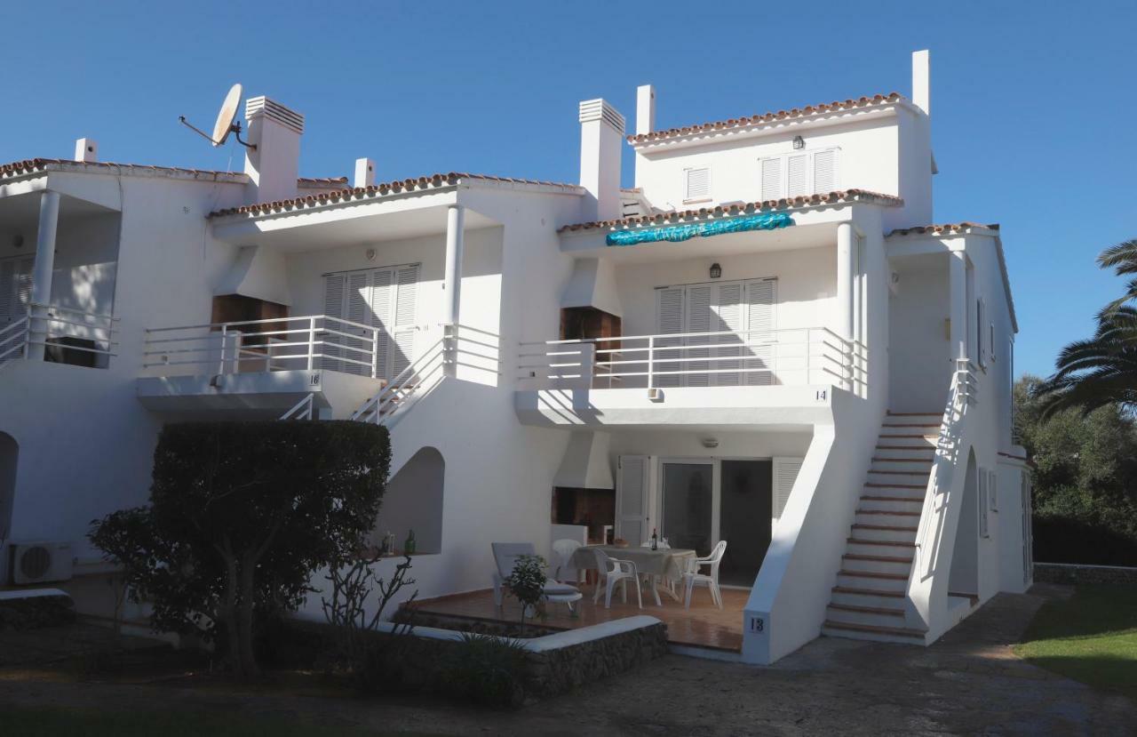 Amanecer En Port D'Addaia Apartman Es Mercadal Kültér fotó