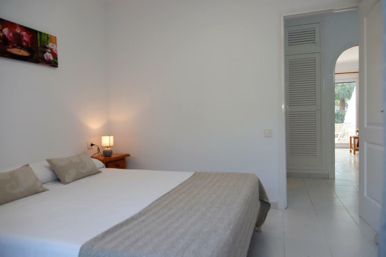 Amanecer En Port D'Addaia Apartman Es Mercadal Kültér fotó