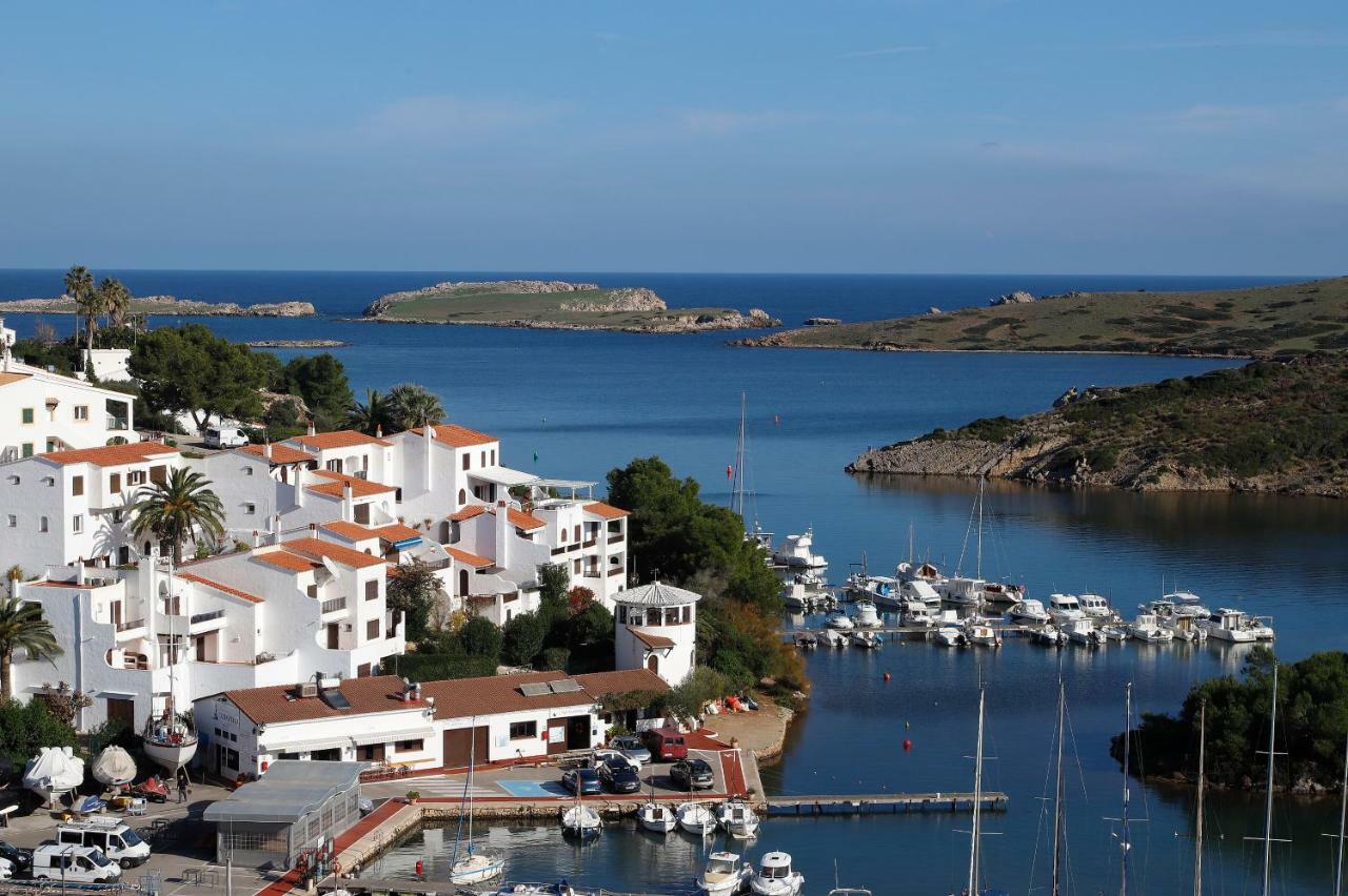 Amanecer En Port D'Addaia Apartman Es Mercadal Kültér fotó