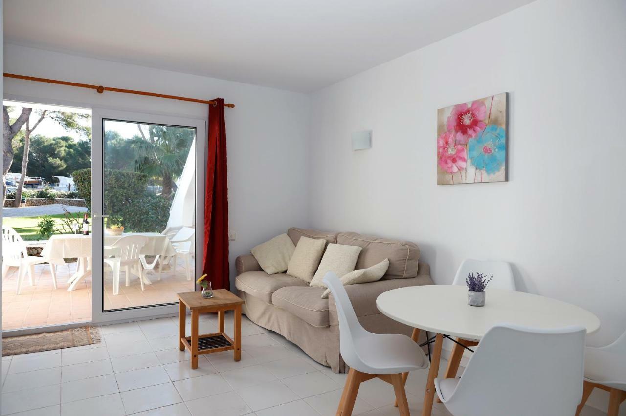 Amanecer En Port D'Addaia Apartman Es Mercadal Kültér fotó