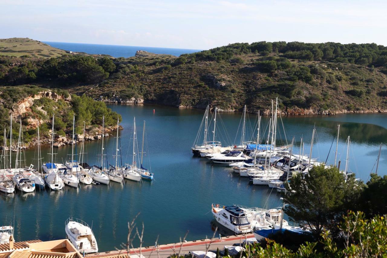 Amanecer En Port D'Addaia Apartman Es Mercadal Kültér fotó